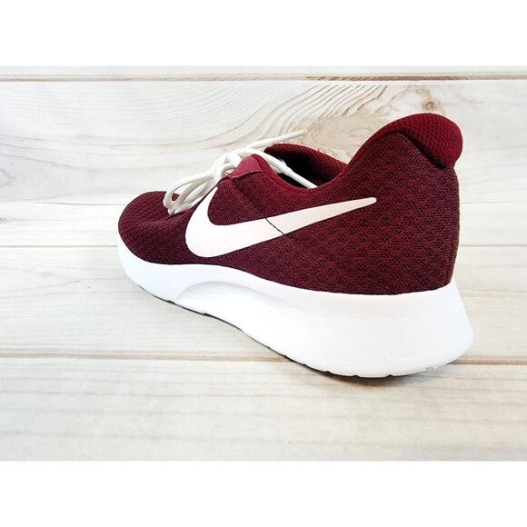 Nike Tanjun 812655-604 Red Running Shoes Sneakers Womens Size 8.5 - Picture 16 of 16